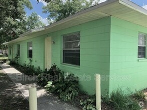 Building Photo - 608 Kansas Ave