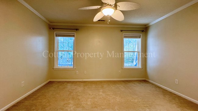 Building Photo - 3 BD/2 BA LUXURY GOLF COMMUNITY/$2,800 per...