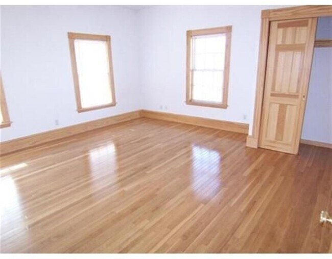 Building Photo - 267 Broadway