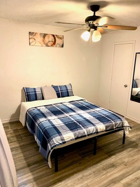 Building Photo - 9133 Emberglow Ln