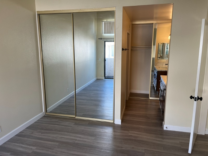 Building Photo - 1528 Granite Hills Dr