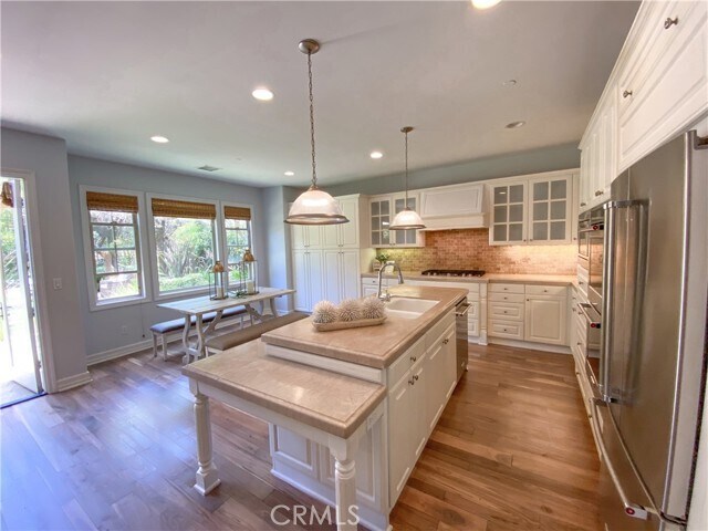 Building Photo - 18 Via Armilla