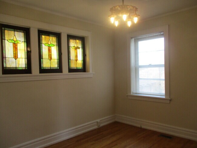 Building Photo - 1081 Terrace Dr