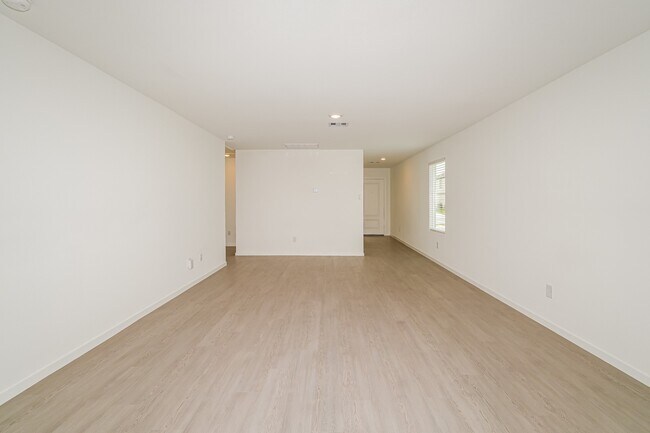 Building Photo - 10726 Red Orchid Dr