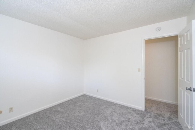 Building Photo - 4248 Leafwood Cir E