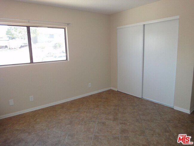 Building Photo - 42753 Blue Hills Dr