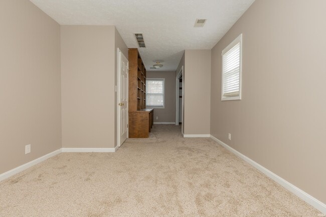 Building Photo - 5500 Big Cynthiana Rd