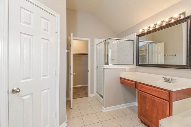 Building Photo - 13026 Echo Landing Dr