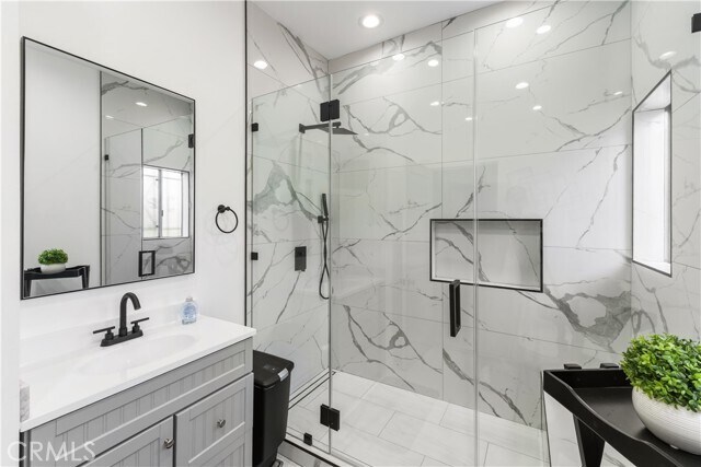 Building Photo - 2167 W 20th St