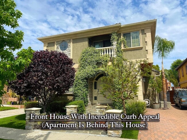 Building Photo - 2026 -2028 Clyde Ave