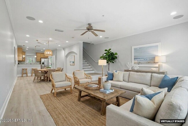 Building Photo - 1330 2nd St S