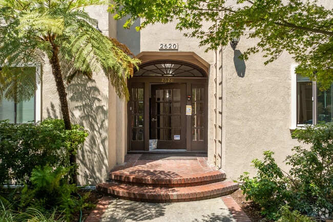 Entrance - 2620 Hillegass Ave.