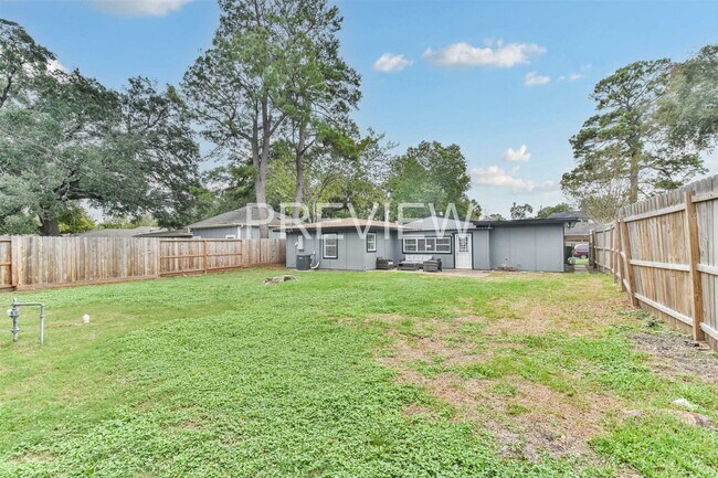 Primary Photo - 7522 Dearborn St