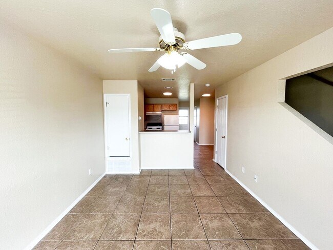 Building Photo - 4307 Abigail Dr