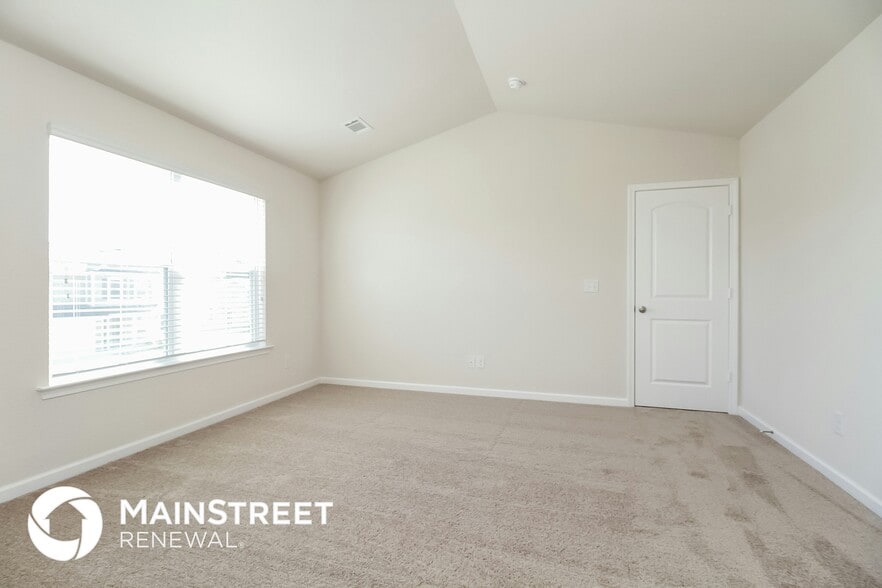 Building Photo - 2332 Bee Hive Dr