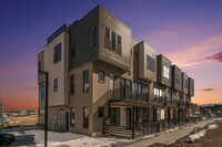 Building Photo - 2663 Nicholas Wy