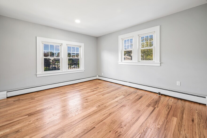 2nd Fl BR - 64 Hudson Ave