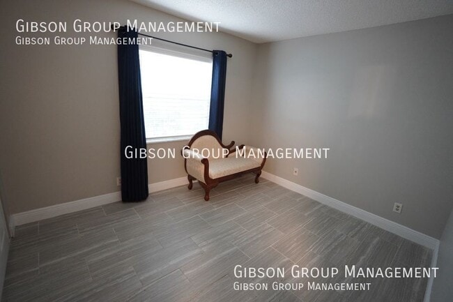 Building Photo - 3000 E SUNRISE LAKES Dr