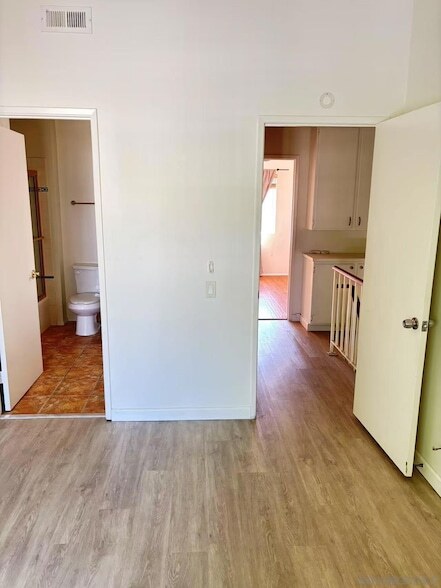 Building Photo - 3525 Caminito Carmel Landing