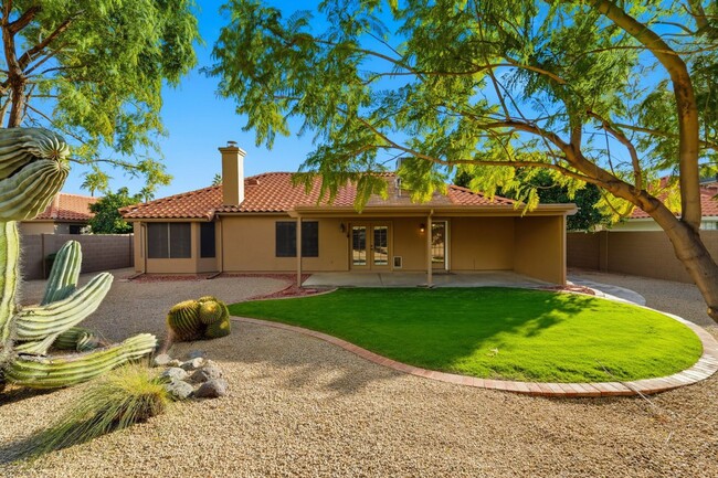 Building Photo - Beautiful 3 Bed/ 2.5 Bath Scottsdale Home I Near Kierland - Prime Location