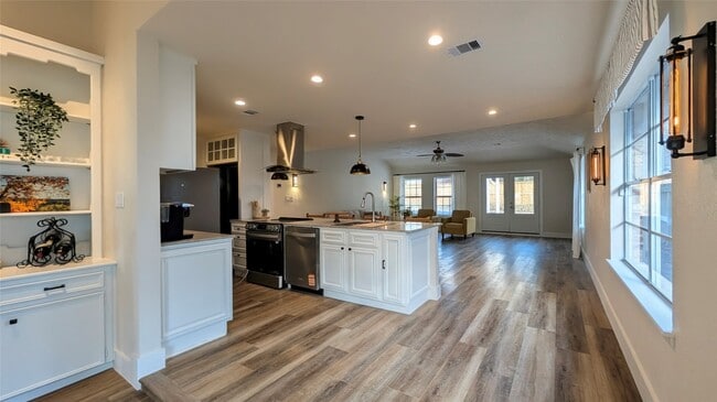 Building Photo - 12915 Blueberry Hill