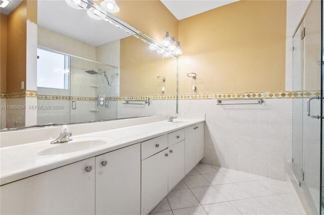 Building Photo - 2424 SW 152nd Path