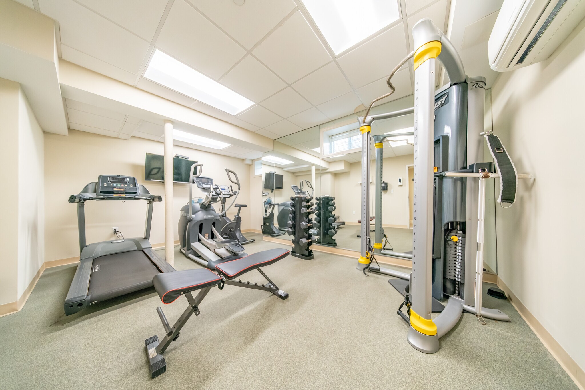 Building Photo - 1 Langdon St