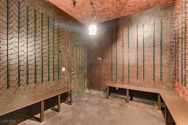 Building Photo - 20 Hunt Valley Trail