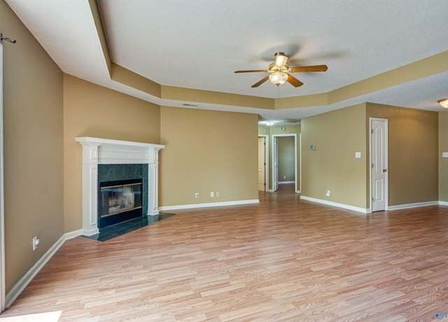 Building Photo - 206 Maddux Ct