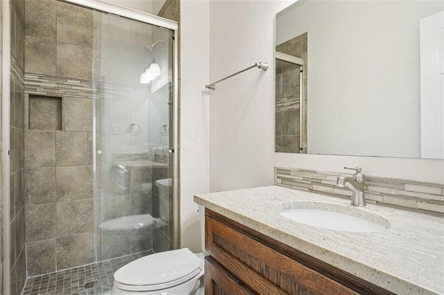 Building Photo - 1917 Cresson Dr