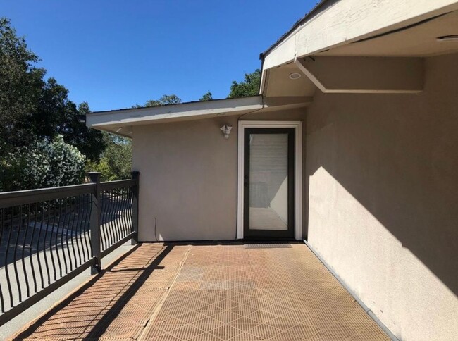 Building Photo - Private ADU with Patio & Panoramic Views of Palo Alto Hills