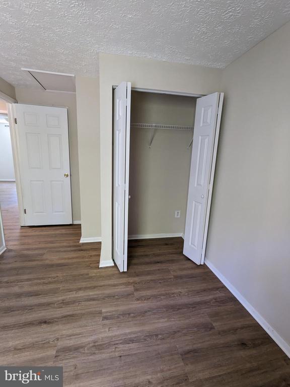 Building Photo - 2996 Paddock Wood Ct