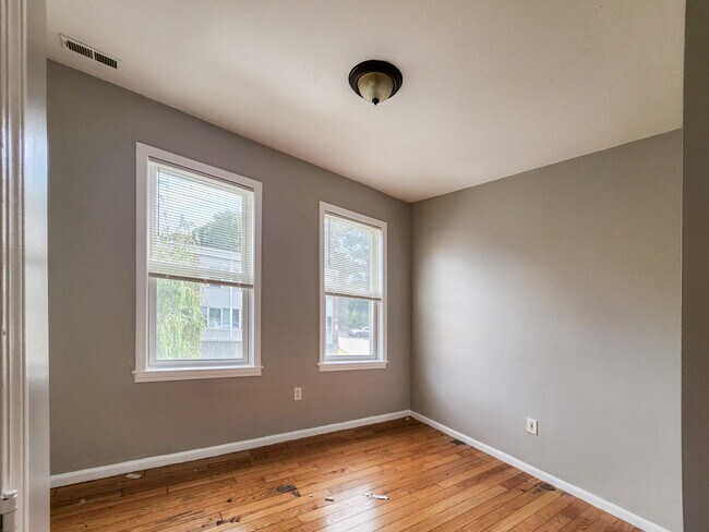 Building Photo - 117 Townsend St