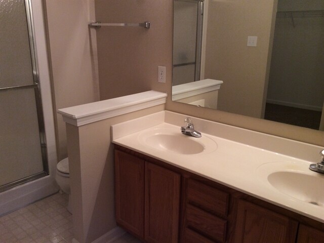 Building Photo - 5745 Turnbull Ct