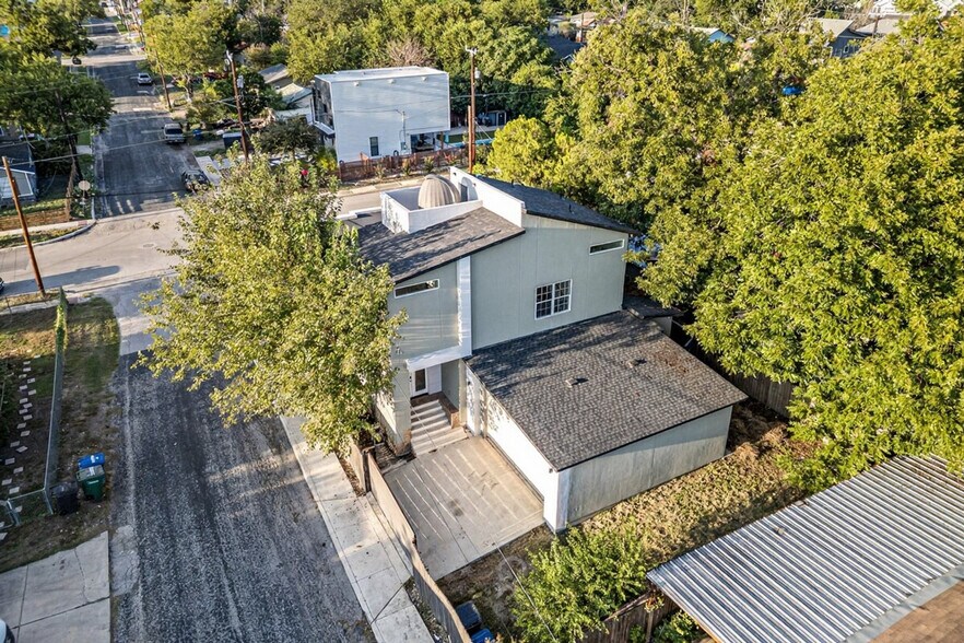 Building Photo - 219 Utah St