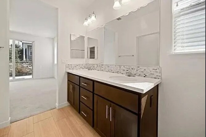 Building Photo - 536 Spyglass Cir