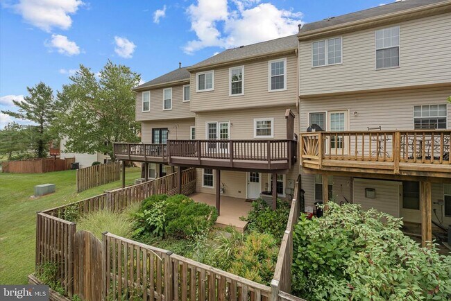 Building Photo - 20335 Briarcliff Terrace