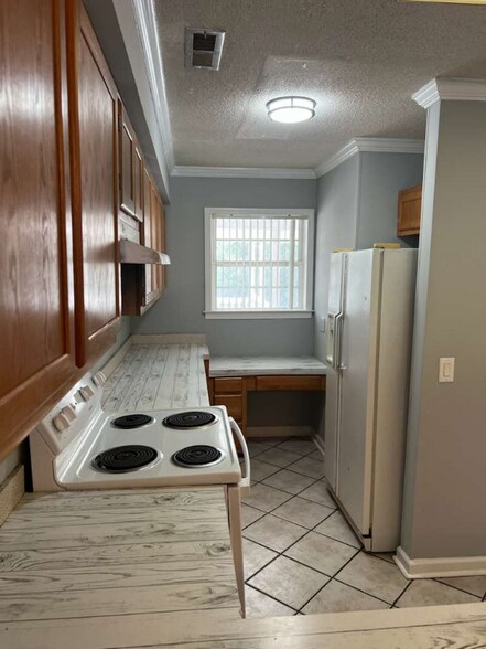 Building Photo - 4025 Sandtrap Ave