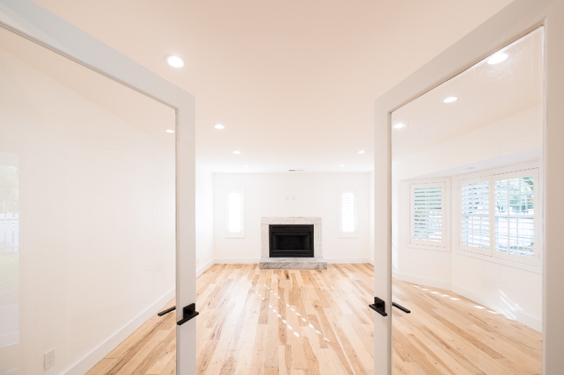 Building Photo - 421 Kahrs Ave