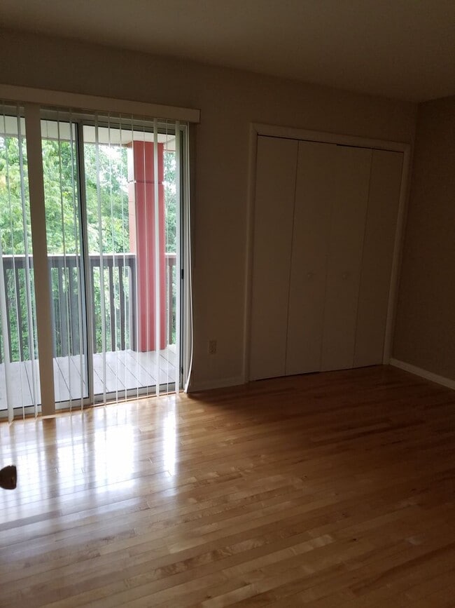 Building Photo - Condo Located at Borden Commons