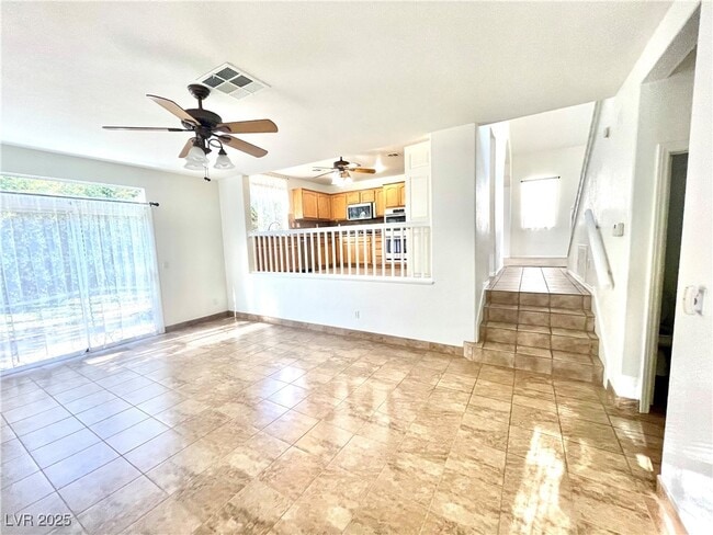 Building Photo - 2253 Pine Forest Ct
