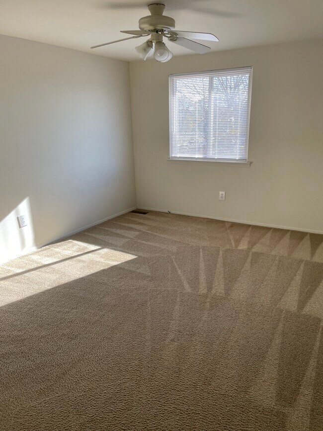 Master Bedroom - 2272 Orchard Crest St