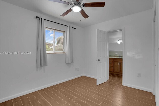 Building Photo - 510 N 69th Ave