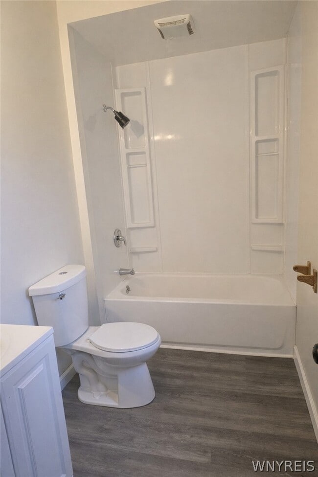 Building Photo - 193 Merrimac St