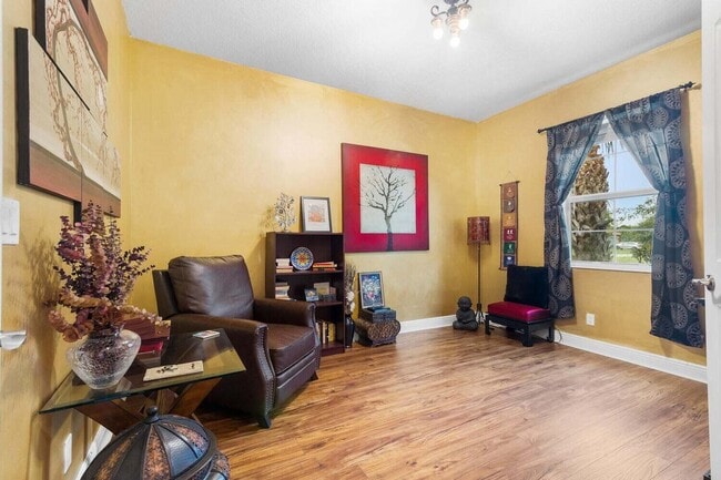 Building Photo - 12170 SW Bennington Cir