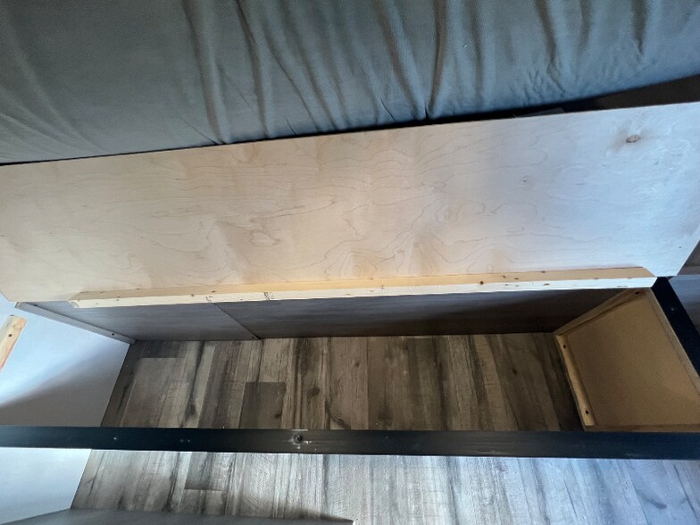 Building Photo - 1 undisclosed