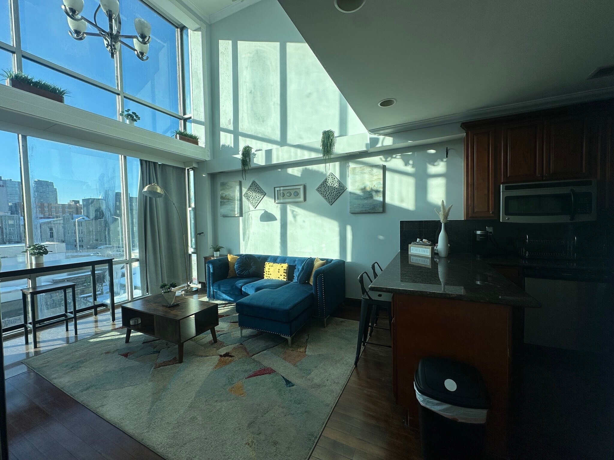 Building Photo - 205 N 11th St