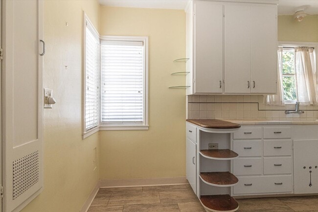 Building Photo - Charming Home in San Jose!