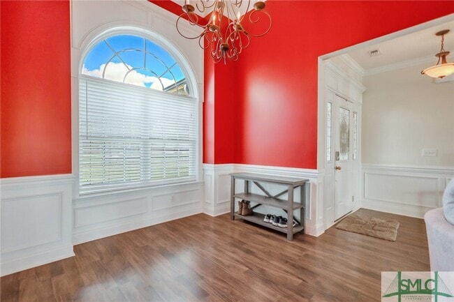 Building Photo - 720 English Oak Dr