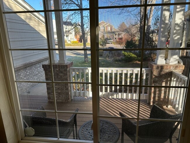 Building Photo - Beautiful 5B home in Erie Available January 2026 !